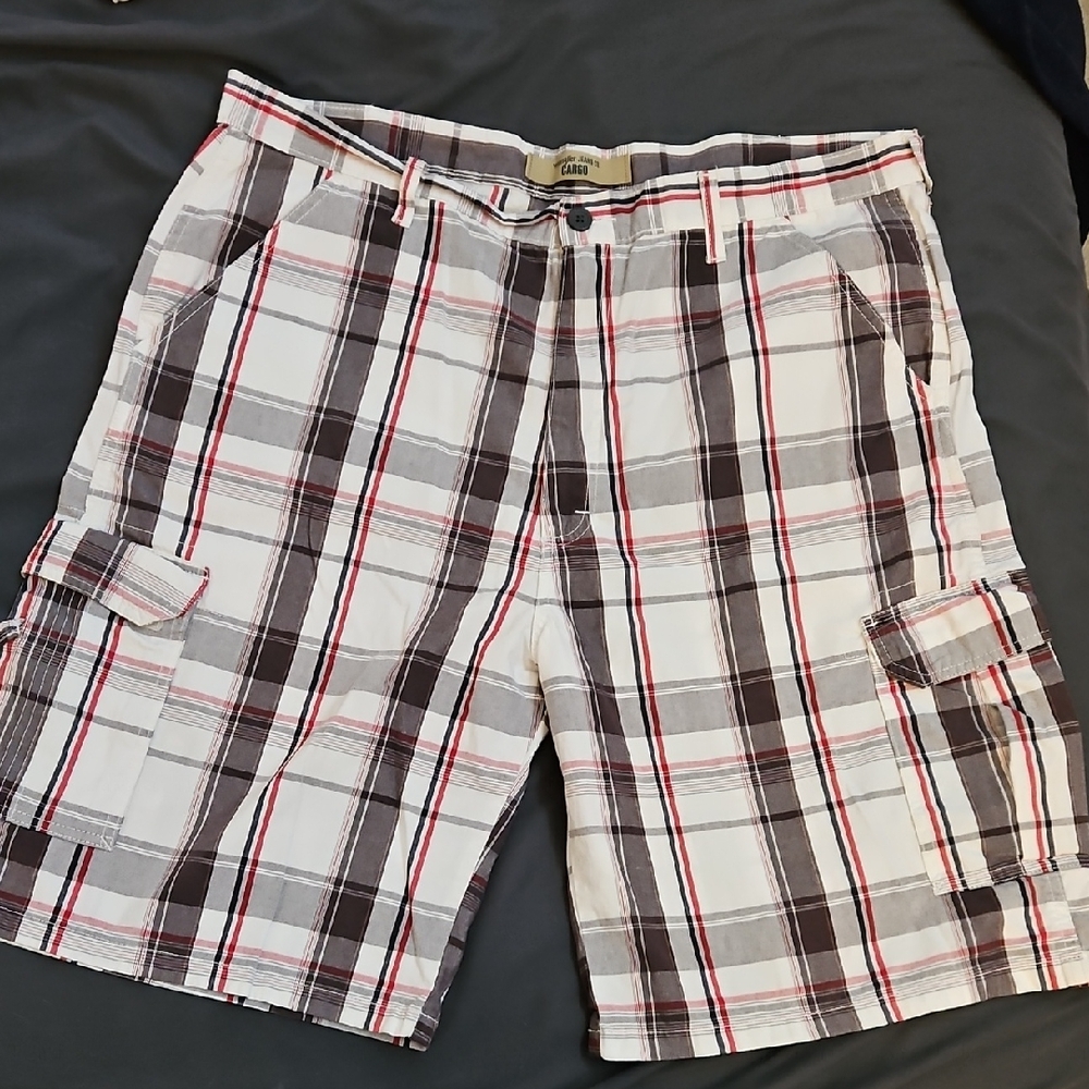 Wrangler Plaid Cargo Shorts - Black, White, Red